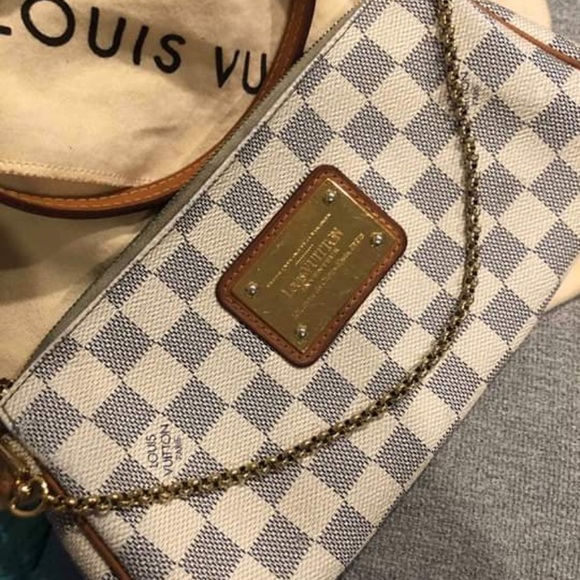 SOLD Authentic Louis Vuitton Eva Clutch Azur - Picture 5 of 8